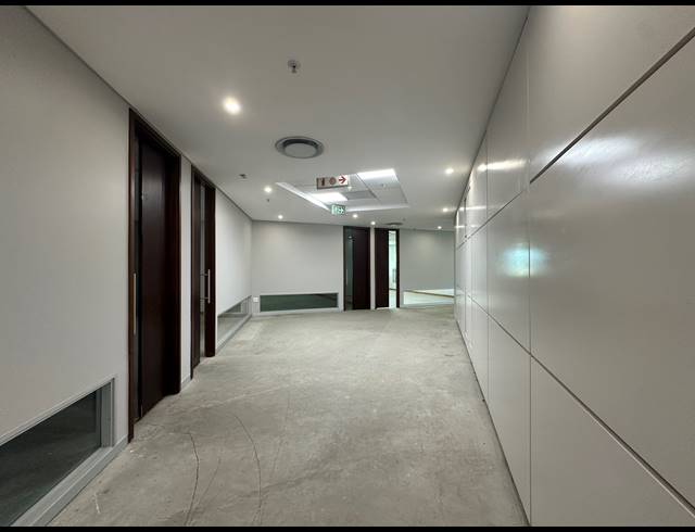 947M² OFFICE TO LET IN SANDTON CENTRAL